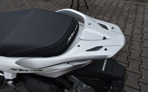 Gebrauchtmotorrad Honda SH Mode 125 - Bild 6