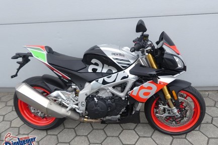 Aprilia Tuono V4 1100 Factory