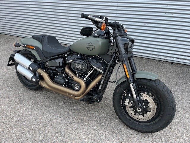 Harley-Davidson Softail Fat Bob 114 FXFBS (Deadwood Green Denim) - Bild 4