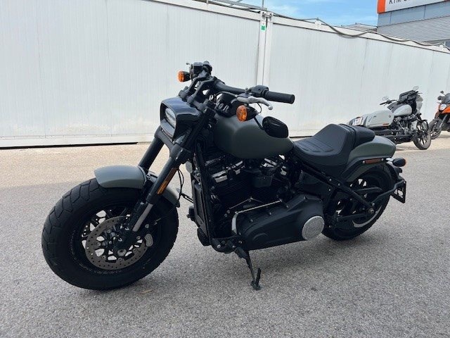 Harley-Davidson Softail Fat Bob 114 FXFBS (Deadwood Green Denim) - Bild 9