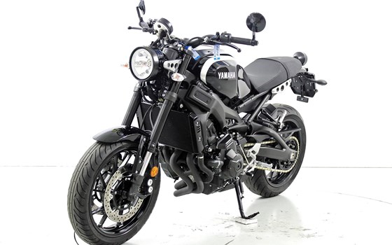 Motorrad Occasion Yamaha XSR900 - Bild 3