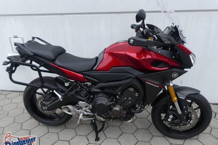 Yamaha Tracer 900