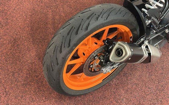 Gebrauchtmotorrad KTM 125 Duke - Bild 10