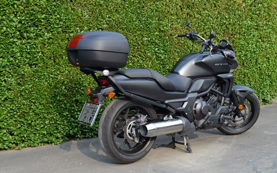 Gebrauchtmotorrad Honda CTX 700 N - Bild 2 Gebrauchtmotorrad Honda CTX 700 N - Bild 2