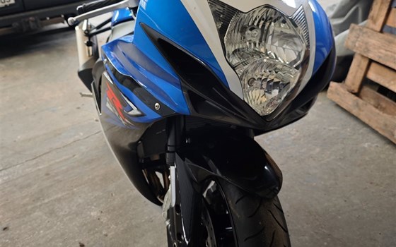 Gebrauchtmotorrad Suzuki GSX-R 600 - Bild 10