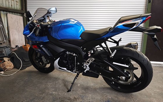 Gebrauchtmotorrad Suzuki GSX-R 600 - Bild 11