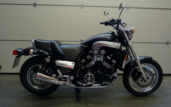 Gebrauchtmotorrad Yamaha V-Max VMX 1200 - Bild 2