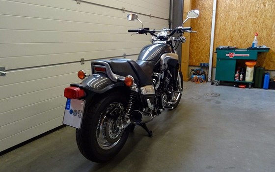 Gebrauchtmotorrad Yamaha V-Max VMX 1200 - Bild 3