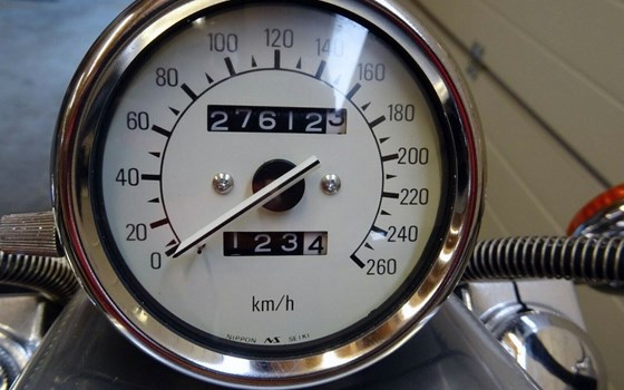 Gebrauchtmotorrad Yamaha V-Max VMX 1200 - Bild 9