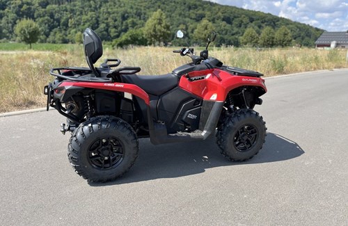 Neumotorrad Can-Am Outlander MAX DPS 700 T