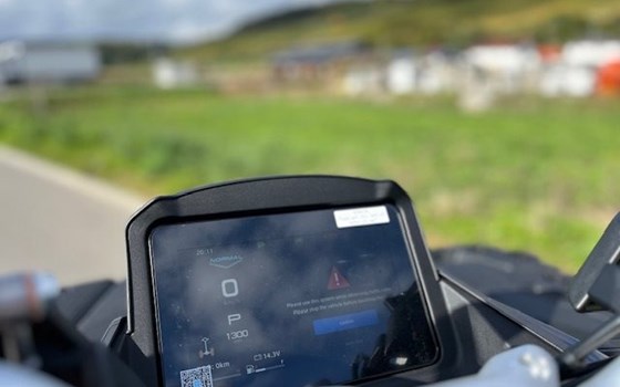 Gebrauchtmotorrad CFMOTO C-Force 1000 - Bild 3