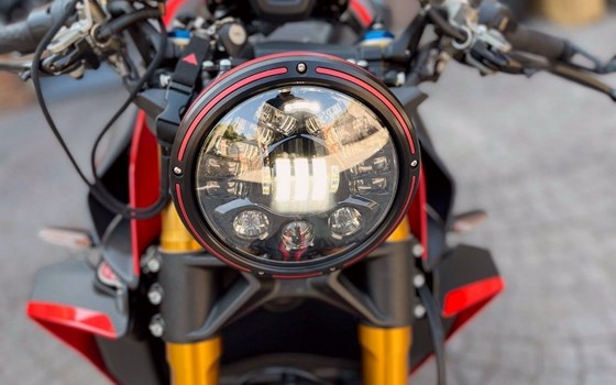 Gebrauchtmotorrad MV Agusta Rush 1000 - Bild 11