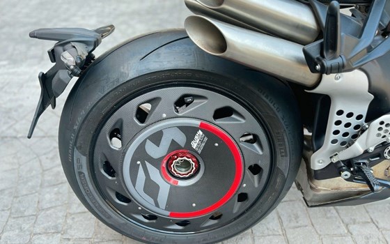 Gebrauchtmotorrad MV Agusta Rush 1000 - Bild 4