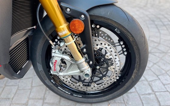 Gebrauchtmotorrad MV Agusta Rush 1000 - Bild 6