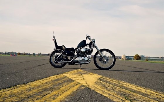 Gebrauchtmotorrad Harley-Davidson Sportster XL 1200 - Bild 1