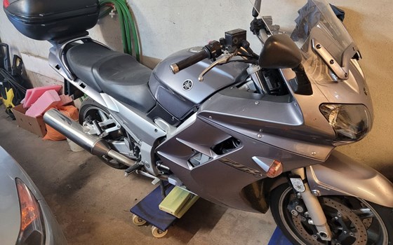 Gebrauchtmotorrad Yamaha FJR1300A - Bild 3 Gebrauchtmotorrad Yamaha FJR1300A - Bild 3