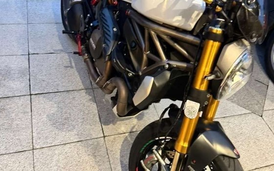 Gebrauchtmotorrad Ducati Monster 1200 S - Bild 12 Gebrauchtmotorrad Ducati Monster 1200 S - Bild 12