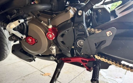 Gebrauchtmotorrad Ducati Monster 1200 S - Bild 8 Gebrauchtmotorrad Ducati Monster 1200 S - Bild 8