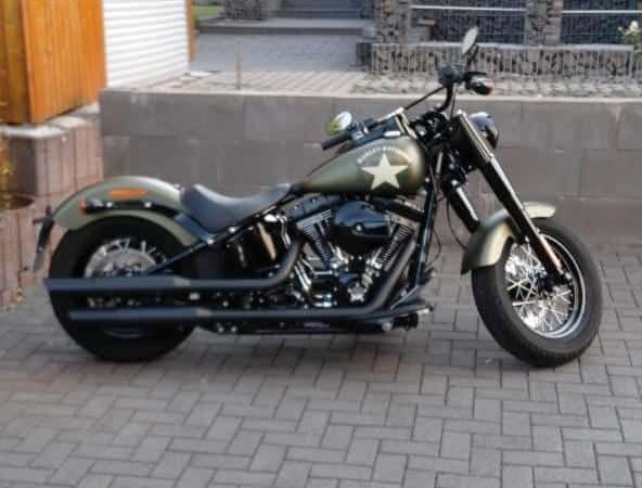 Gebrauchtmotorrad Harley-Davidson Softail Slim S