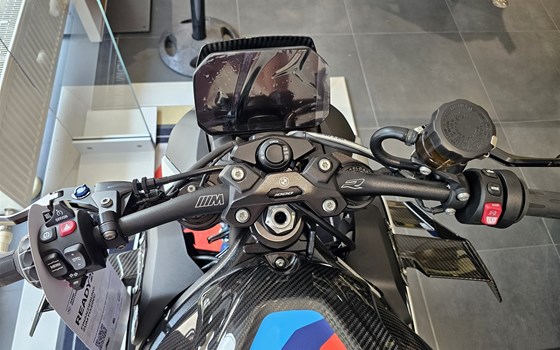 Neufahrzeug BMW M 1000 R - Bild 4 Neufahrzeug BMW M 1000 R - Bild 4