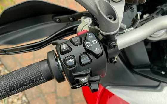 Gebrauchtmotorrad Ducati Multistrada V4 Rally - Bild 9