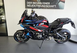 Neumotorrad BMW M 1000 XR Neumotorrad BMW M 1000 XR