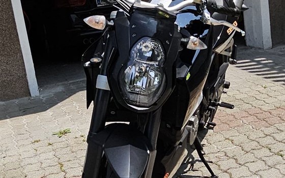 Gebrauchtmotorrad KTM 990 Super Duke - Bild 2 Gebrauchtmotorrad KTM 990 Super Duke - Bild 2