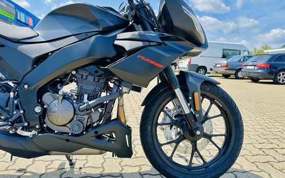 Neufahrzeug Aprilia Tuono 125 - Bild 13