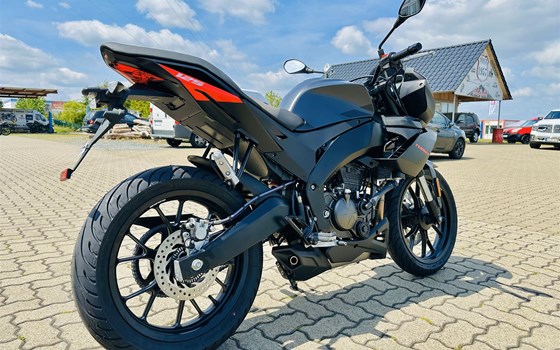 Neufahrzeug Aprilia Tuono 125 - Bild 5