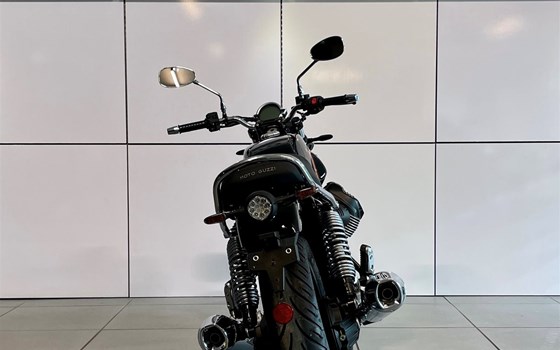 Neufahrzeug Moto Guzzi V7 Special - Bild 11