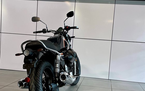 Neufahrzeug Moto Guzzi V7 Special - Bild 10