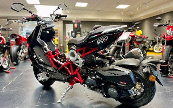 Neufahrzeug Italjet Dragster 300 - Bild 3