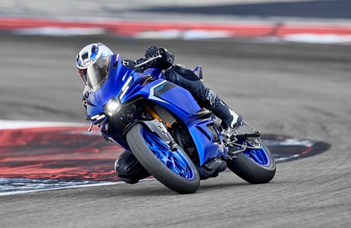 Neumotorrad Yamaha R3