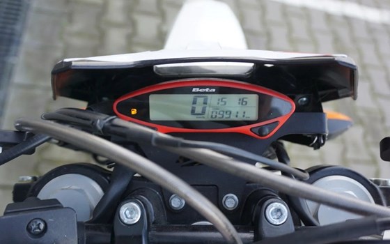 Gebrauchtmotorrad Beta RR 125 LC Motard - Bild 4 Gebrauchtmotorrad Beta RR 125 LC Motard - Bild 4