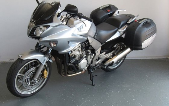 Gebrauchtmotorrad Honda CB 1000 R - Bild 2