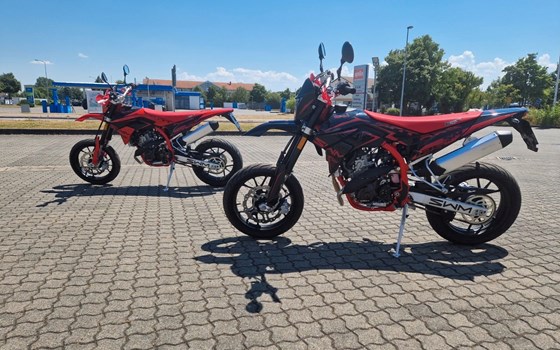 Neufahrzeug SWM SM 125 R - Bild 12