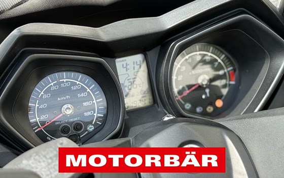 Gebrauchtmotorrad Yamaha XMAX 400 - Bild 6