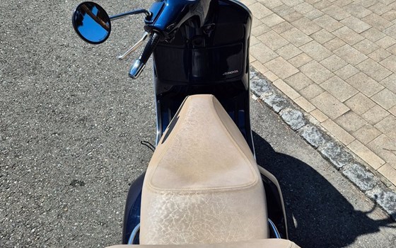 Gebrauchtmotorrad Vespa GTS 250 i.e. - Bild 5 Gebrauchtmotorrad Vespa GTS 250 i.e. - Bild 5
