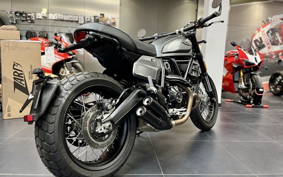 Gebrauchtmotorrad Ducati Scrambler Nightshift - Bild 4