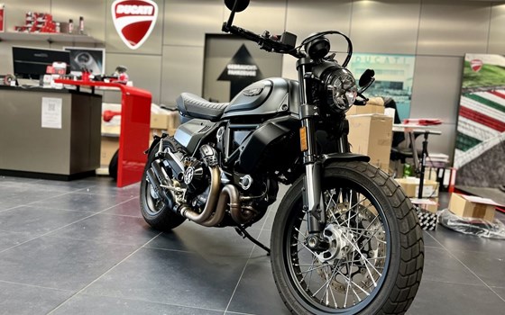 Gebrauchtmotorrad Ducati Scrambler Nightshift - Bild 5