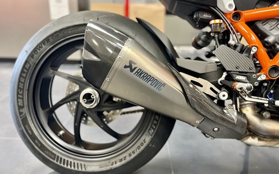 Gebrauchtmotorrad KTM 1290 Super Duke RR - Bild 12