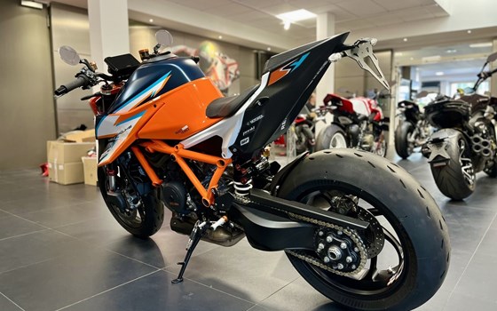 Gebrauchtmotorrad KTM 1290 Super Duke RR - Bild 4