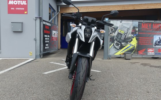 Neufahrzeug Suzuki GSX-8S - Bild 3