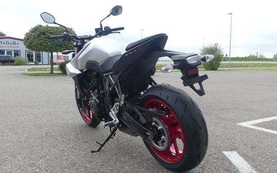 Neufahrzeug Suzuki GSX-8S - Bild 6