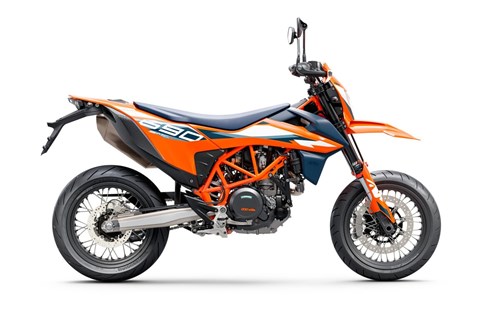 Neumotorrad KTM 690 SMC R