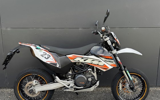 Gebrauchtmotorrad KTM 690 SMC - Bild 1 Gebrauchtmotorrad KTM 690 SMC - Bild 1