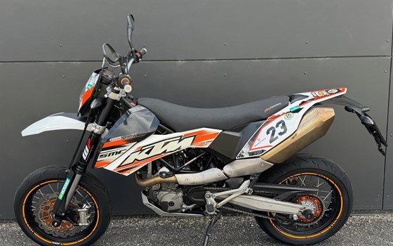 Gebrauchtmotorrad KTM 690 SMC - Bild 2 Gebrauchtmotorrad KTM 690 SMC - Bild 2