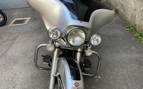 Gebrauchtmotorrad Harley-Davidson Electra Glide Classic FLHTC - Bild 10 Gebrauchtmotorrad Harley-Davidson Electra Glide Classic FLHTC - Bild 10