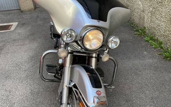 Gebrauchtmotorrad Harley-Davidson Electra Glide Classic FLHTC - Bild 12 Gebrauchtmotorrad Harley-Davidson Electra Glide Classic FLHTC - Bild 12