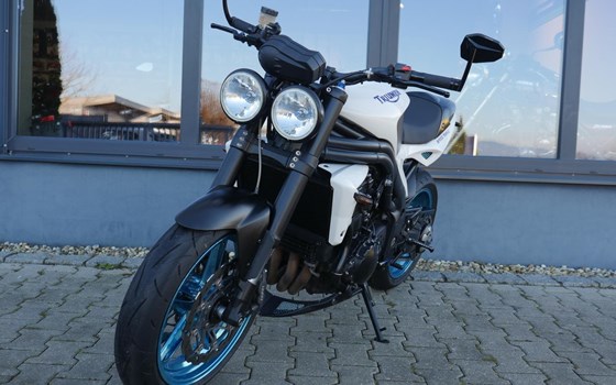 Gebrauchtmotorrad Triumph Speed Triple 1050 - Bild 7